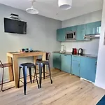 Loc'ouest 17 Apartment *