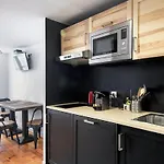 Loc'ouest 17 Apartamento *