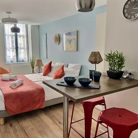 شقة Loc'ouest 17 *